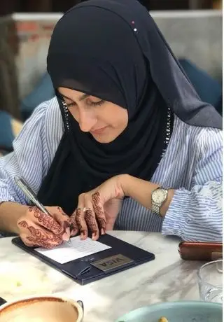 picture of zernaish tabba